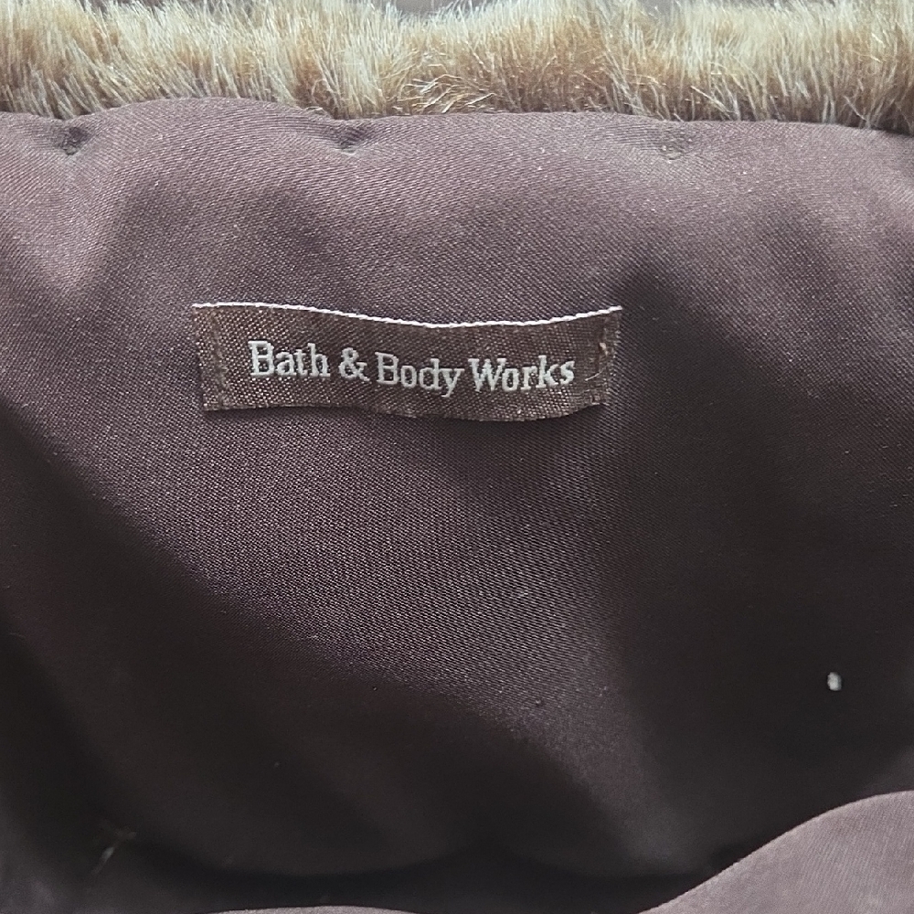 Bath & Body Works Brown Woven Tote with Faux Fur Accent - Picture 2 of 3